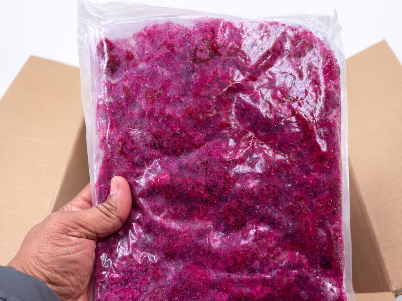 Red Dragon Fruit Chunks - 10kg Box Operator case